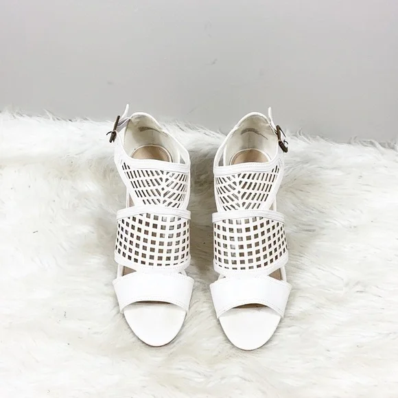 Justfab Crush On Me Caged Heel Sandal In White Size 10 - Picture 10 of 10